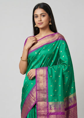 Green Gadwal Silk Saree Without Blouse Piece