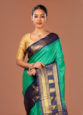 Green Gadwal Silk Saree Without Blouse Piece
