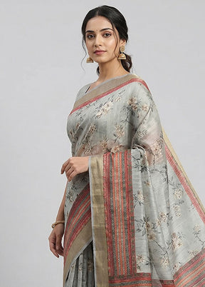 Cream Tussar Silk Saree With Blouse Piece