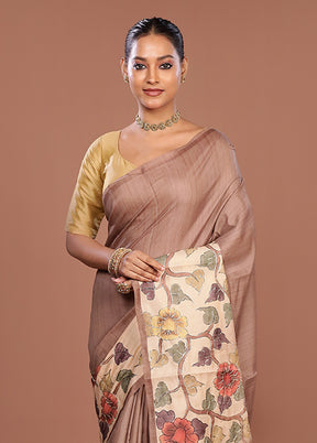 Cream Tussar Silk Saree With Blouse Piece