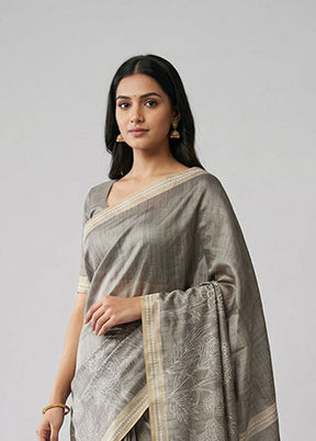 Green Tussar Silk Saree With Blouse Piece
