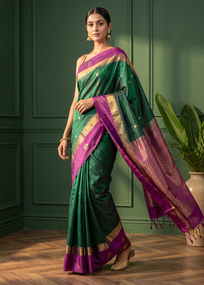 Green Handloom Kanjivaram Pure Silk Saree With Blouse Piece