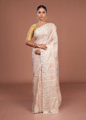 Cream Tussar Silk Saree With Blouse Piece