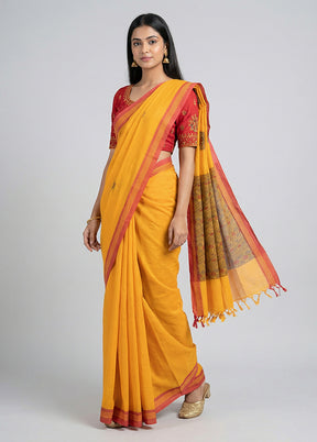 Yellow Cotton Saree With Blouse Piece