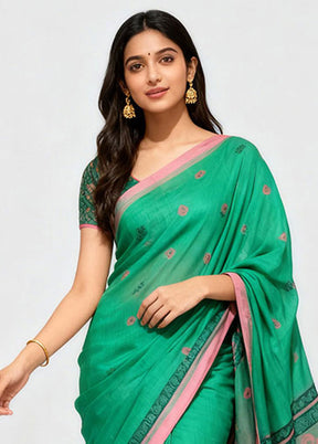 Green Cotton Saree With Blouse Piece