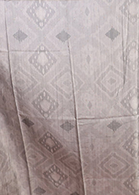 Cream Tussar Silk Saree With Blouse Piece