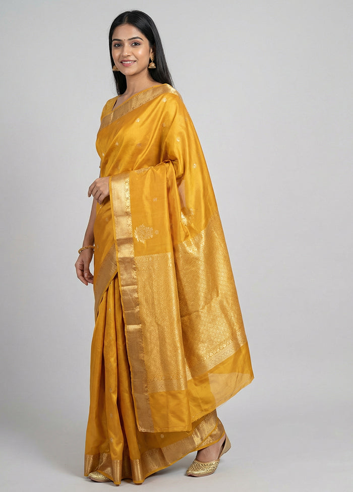 Yellow Handloom Kanjivaram Pure Silk Saree With Blouse Piece
