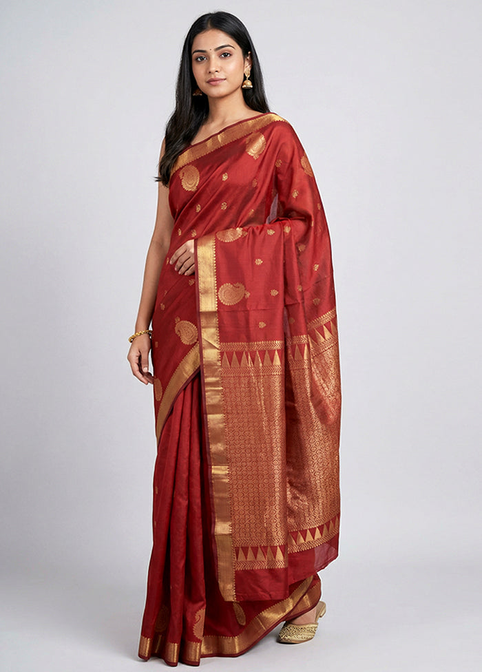 Maroon Handloom Kanjivaram Pure Silk Saree With Blouse Piece