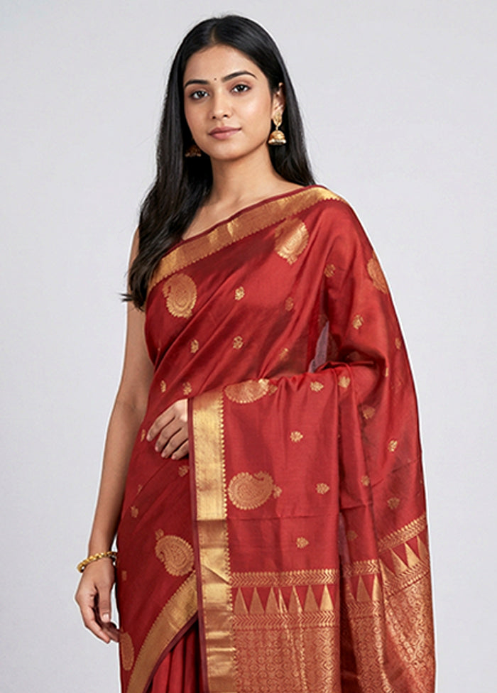 Maroon Handloom Kanjivaram Pure Silk Saree With Blouse Piece