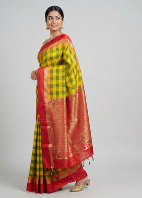 Yellow Handloom Kanjivaram Pure Silk Saree With Blouse Piece