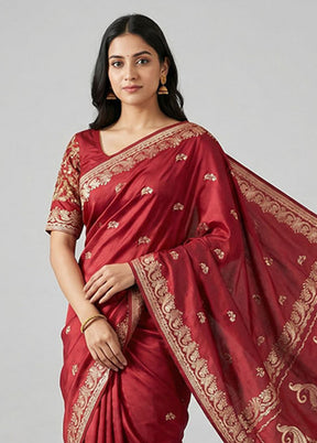 Red Banarasi Silk Saree With Blouse Piece