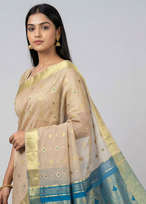 Grey Matka Silk Saree With Blouse Piece