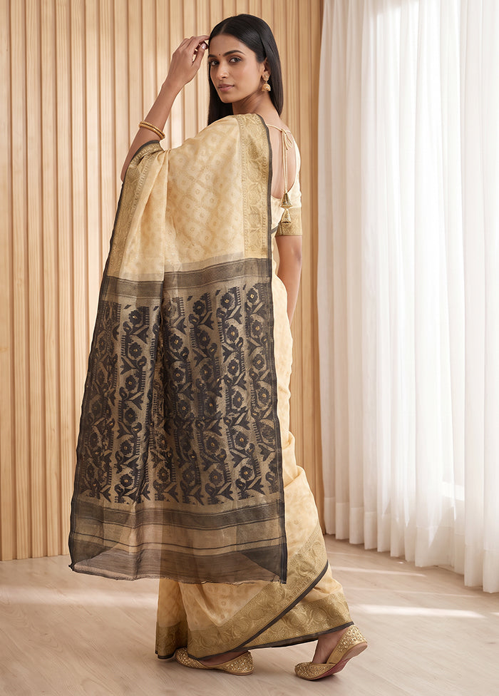 Cream Jamdani Cotton Saree Without Blouse Piece