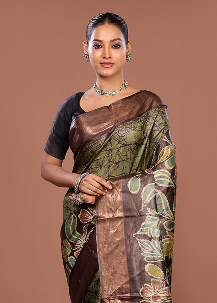 Green Handloom Tussar Pure Silk Saree With Blouse Piece