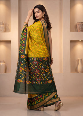 Multicolor Handloom Kanchipuram Pure Silk Saree With Blouse Piece