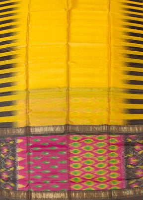 Yellow Handloom Kanjivaram Pure Silk Saree With Blouse Piece