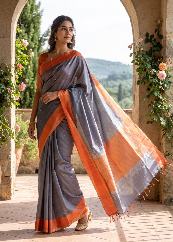 Grey Handloom Kanchipuram Pure Silk Saree With Blouse Piece