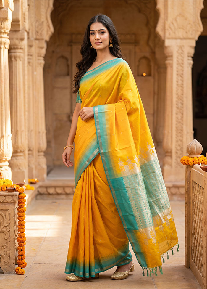 Yellow Handloom Kanchipuram Pure Silk Saree With Blouse Piece