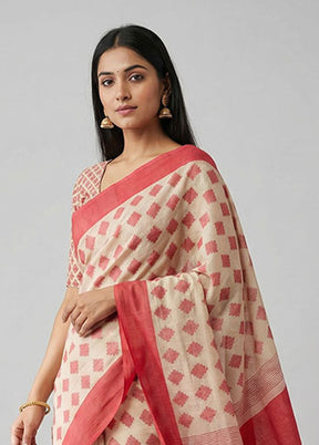 Cream Matka Silk Saree With Blouse Piece