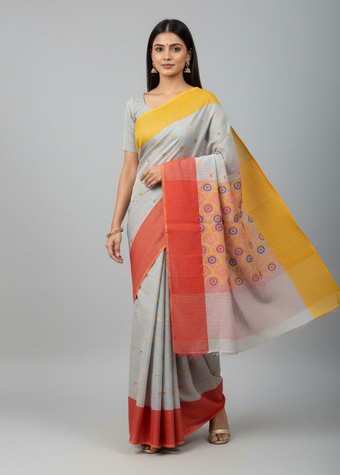 White Matka Silk Saree With Blouse Piece