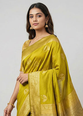 Yellow Kanjivaram Silk Saree With Blouse Piece