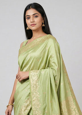 Green Banarasi Silk Saree With Blouse Piece