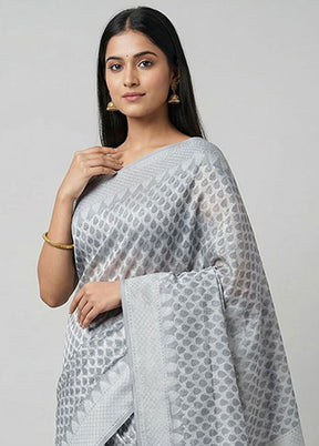 Grey Cotton Saree With Blouse Piece