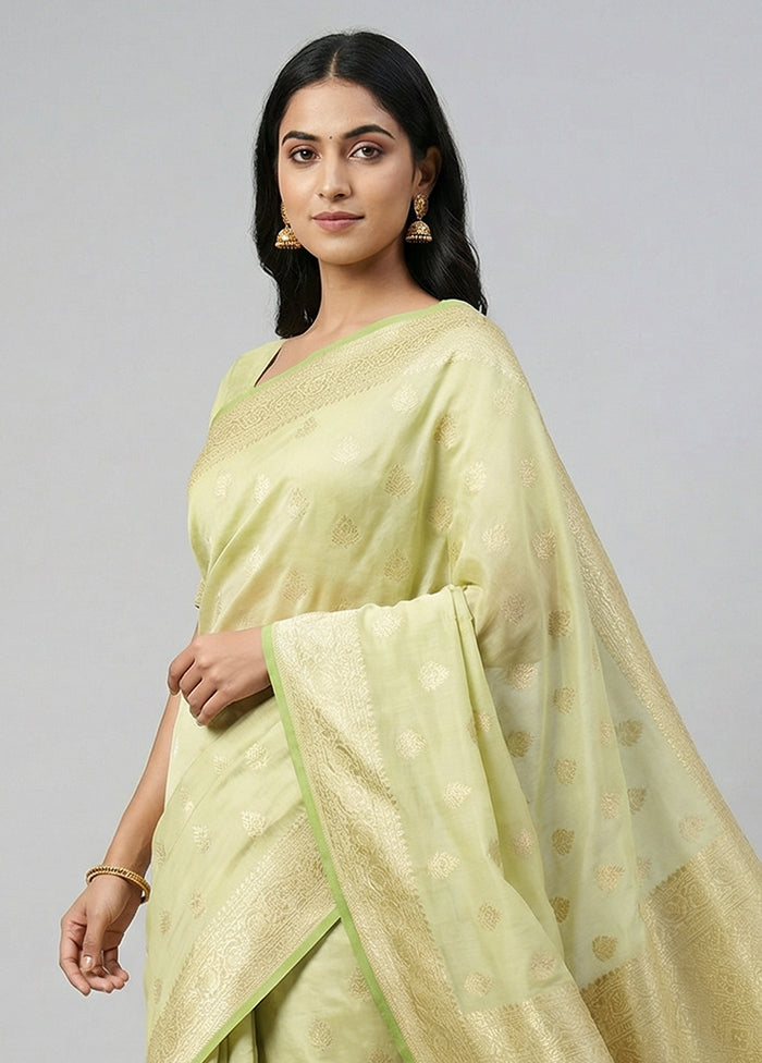 Green Handloom Pure Georgette Saree With Blouse Piece