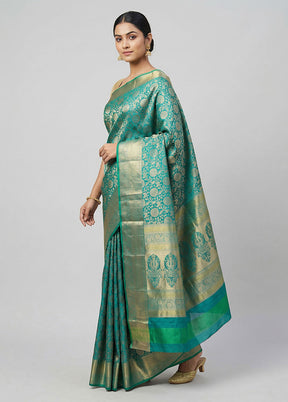 Green Handloom Kanchipuram Pure Silk Saree With Blouse Piece