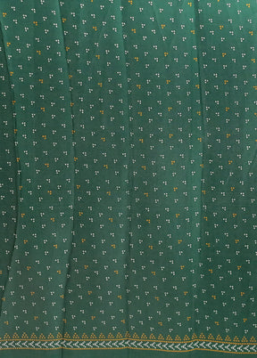 Green Printed Silk Saree With Blouse Piece
