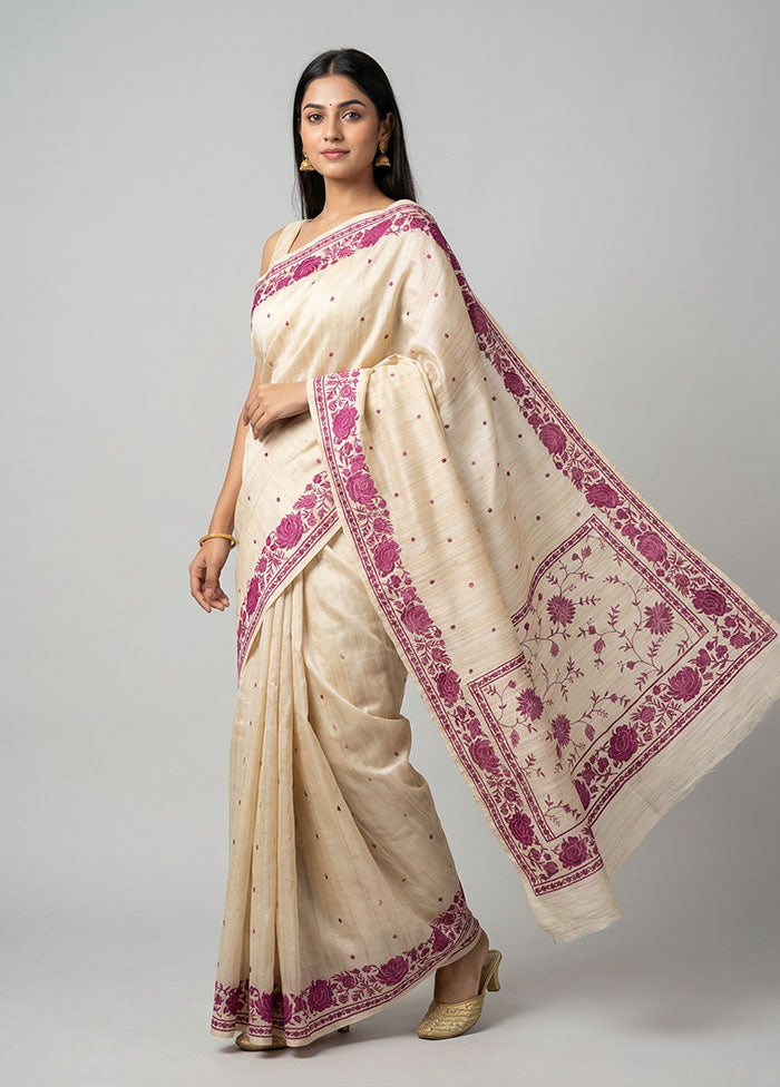 Cream Tussar Silk Saree With Blouse Piece