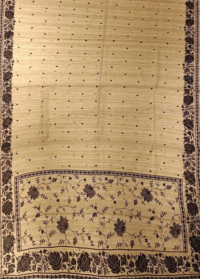 Cream Tussar Silk Saree With Blouse Piece