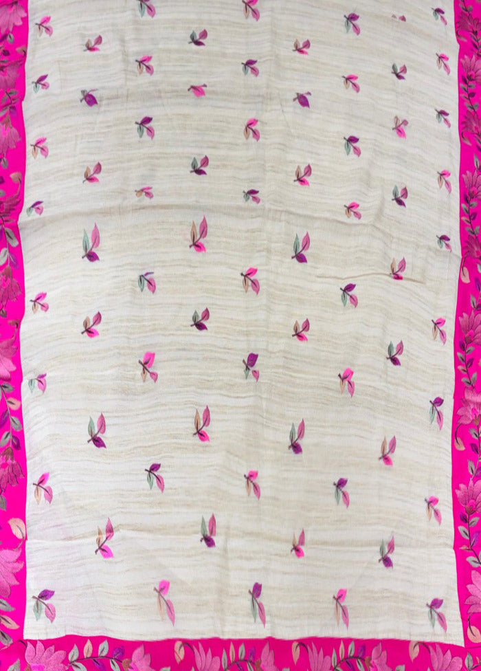 Cream Tussar Silk Saree With Blouse Piece