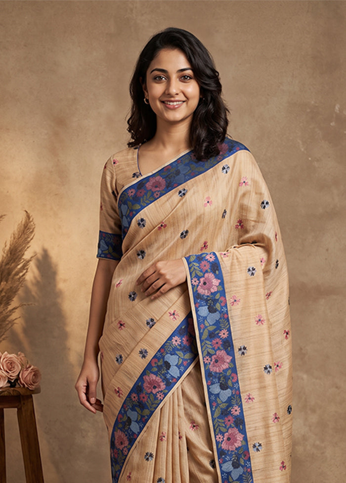 Cream Tussar Silk Saree With Blouse Piece