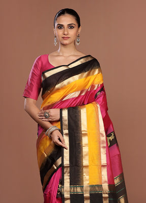 Pink Handloom Kanchipuram Pure Silk Saree With Blouse Piece