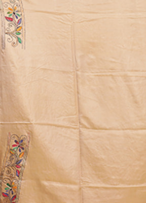 Cream Kantha Stitch Silk Saree With Blouse Piece