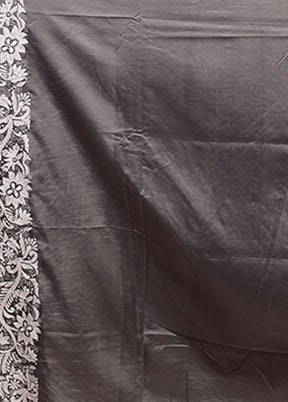 Grey Kantha Stitch Silk Saree With Blouse Piece