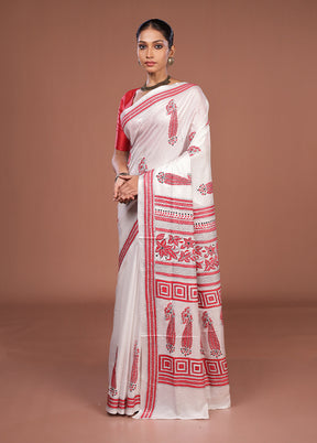 White Kantha Stitch Silk Saree With Blouse Piece