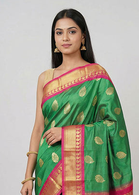 Green Kanjivaram Silk Saree With Blouse Piece