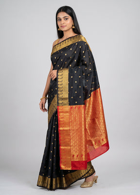 Black Kanjivaram Silk Saree With Blouse Piece
