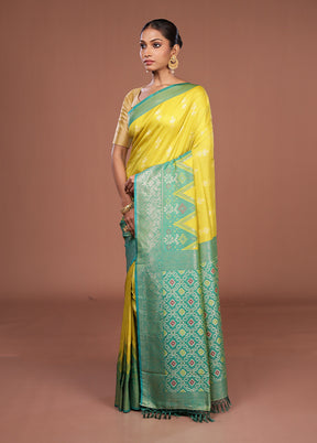 Green Dupion Silk Saree With Blouse Piece