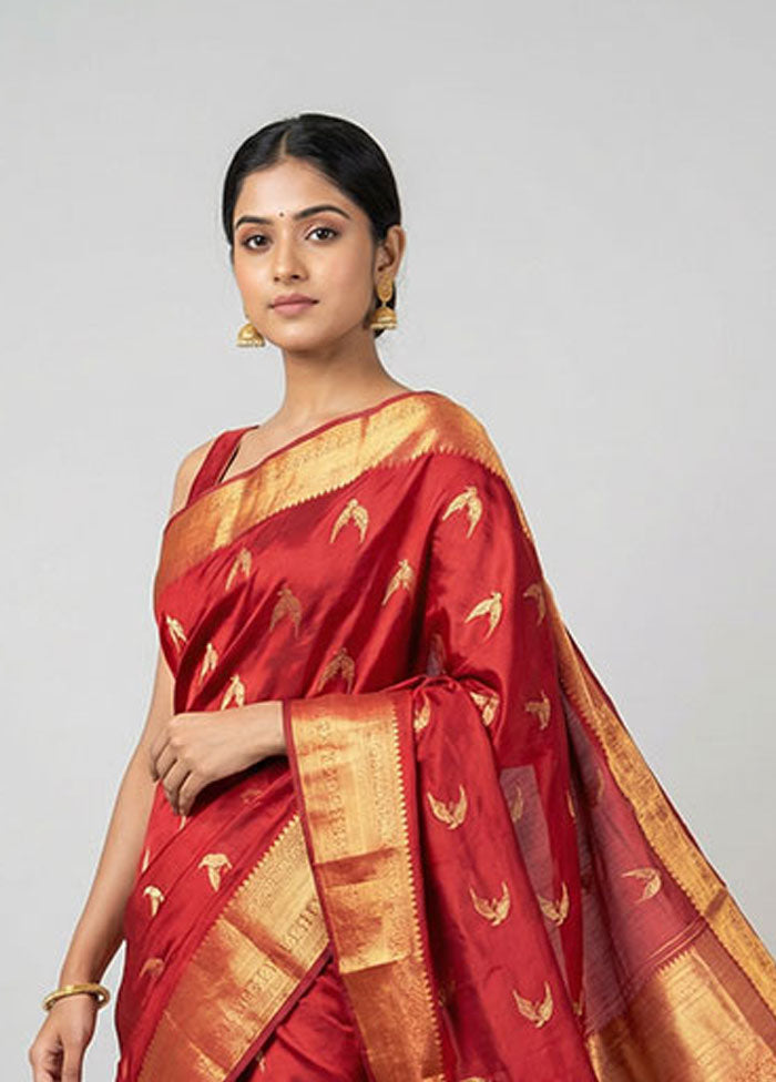 Maroon Handloom Kanchipuram Pure Silk Saree With Blouse Piece