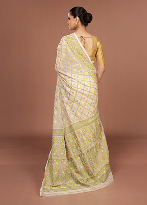 White Jamdani Cotton Saree Without Blouse Piece