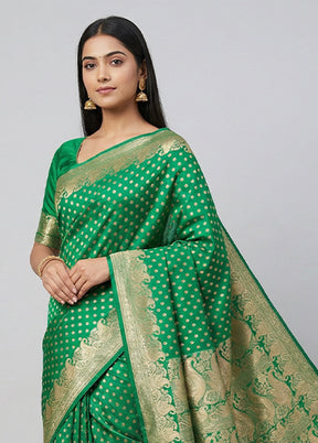 Green Handloom Banarasi Pure Silk Saree With Blouse Piece