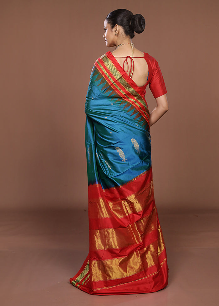 Green Handloom Kanjivaram Pure Silk Saree With Blouse Piece