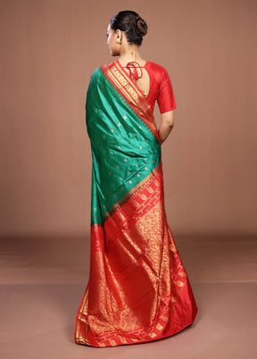 Green Handloom Kanjivaram Pure Silk Saree With Blouse Piece