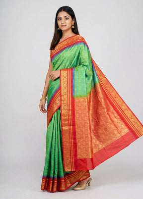 Green Handloom Kanjivaram Pure Silk Saree With Blouse Piece