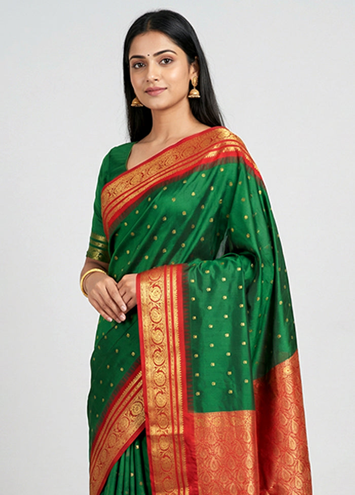 Green Handloom Kanjivaram Pure Silk Saree With Blouse Piece
