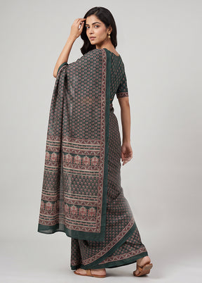 Green Printed Silk Saree Without Blouse Piece