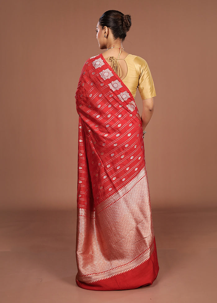 Red Georgette Saree With Blouse Piece